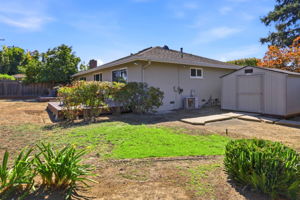 043_F8_471 Lowell Dr