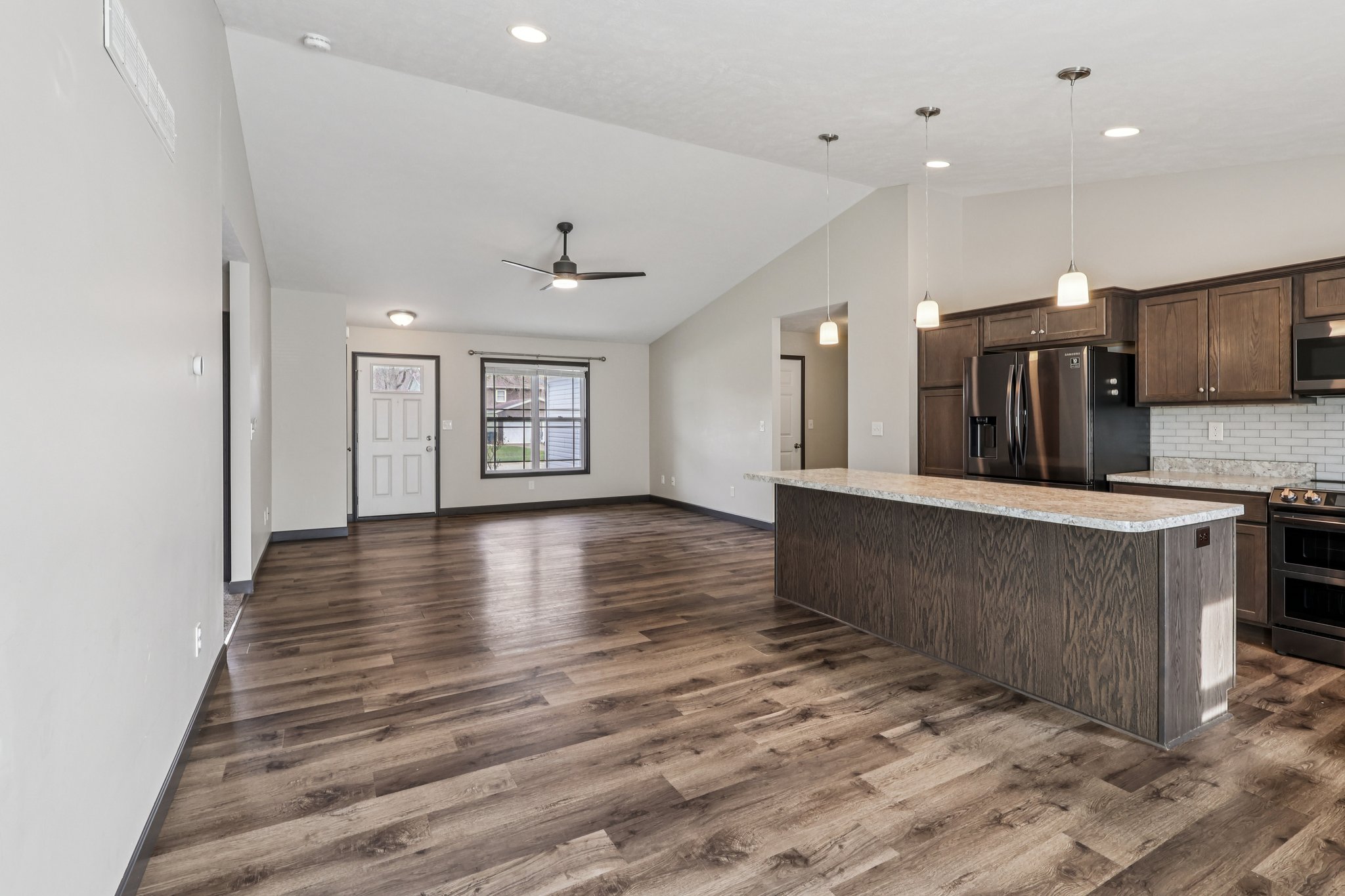 Tulip Trail-S0104-014.jpg