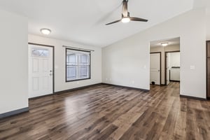 Tulip Trail-S0104-008.jpg