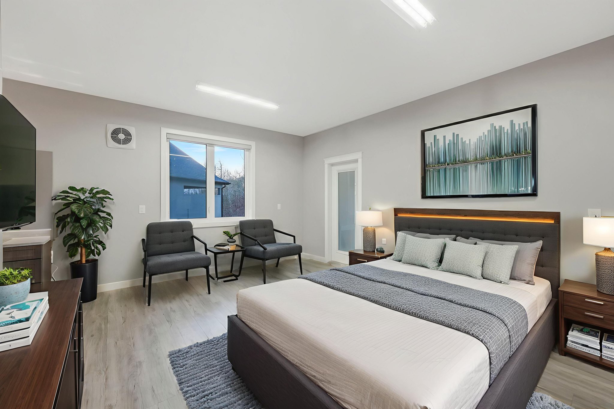 104-print- VX- Interior Image - (69) virtually staged.jpeg