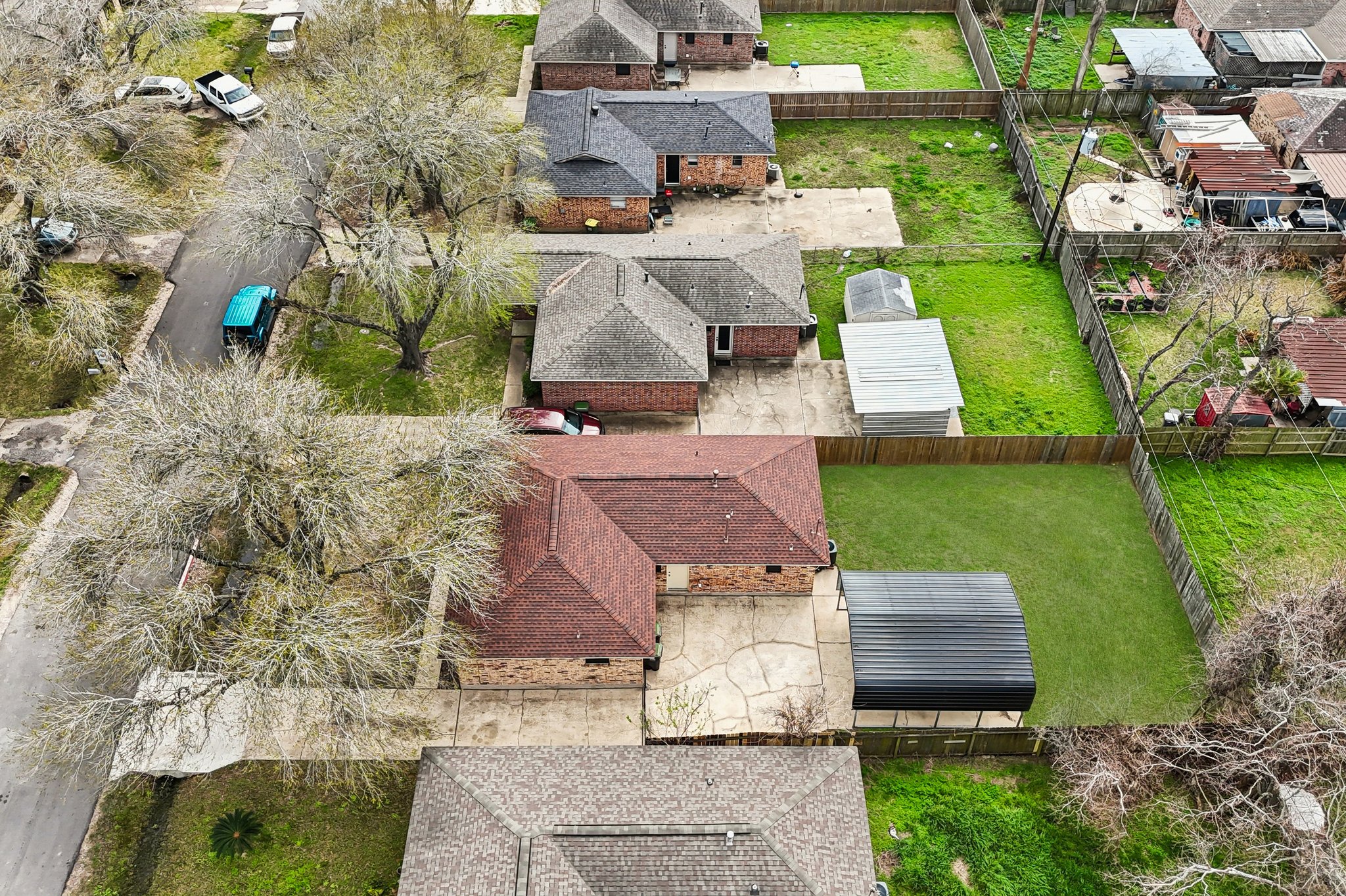 Pine St-L2102-045.jpg