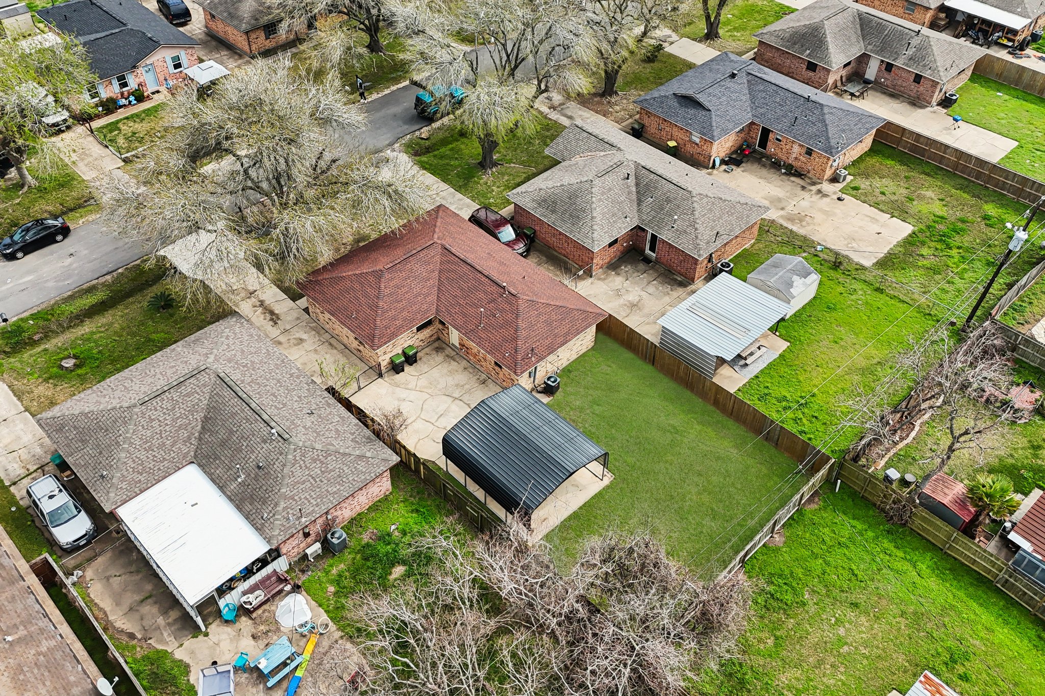 Pine St-L2102-046.jpg