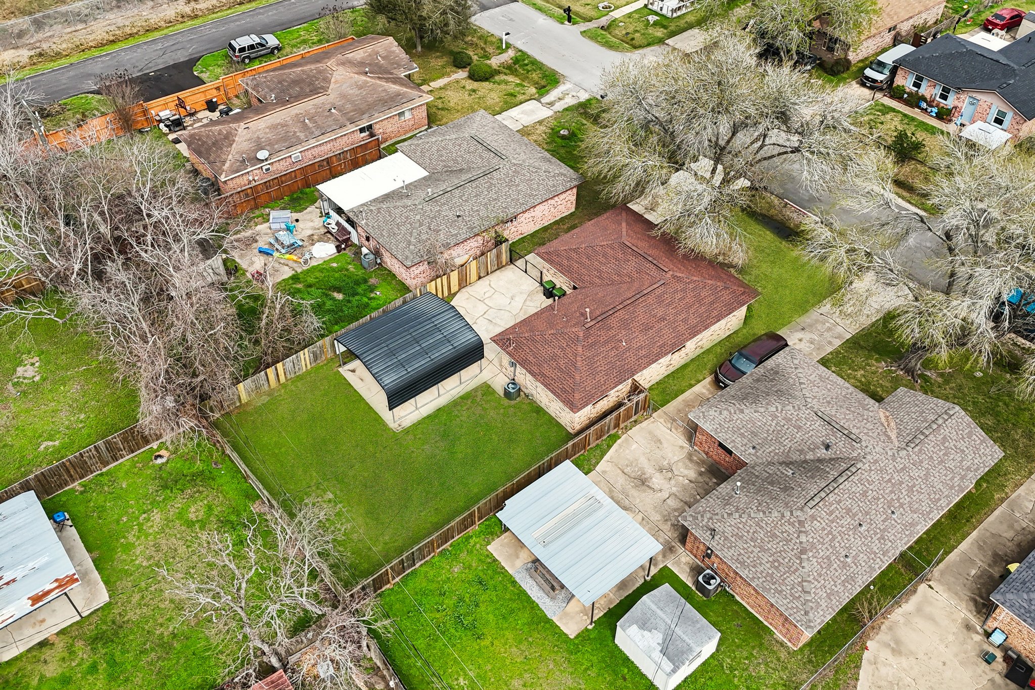 Pine St-L2102-048.jpg