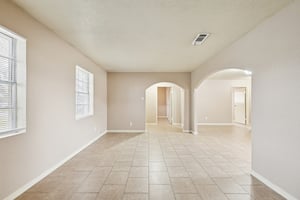 Pine St-L2102-010.jpg