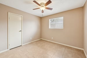 Pine St-L2102-029.jpg