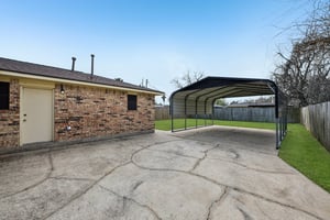 Pine St-L2102-033.jpg