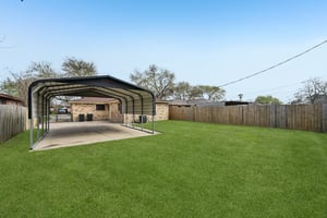 Pine St-L2102-034.jpg