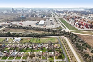 Pine St-L2102-052.jpg