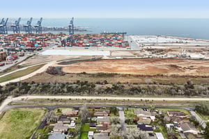 Pine St-L2102-057.jpg