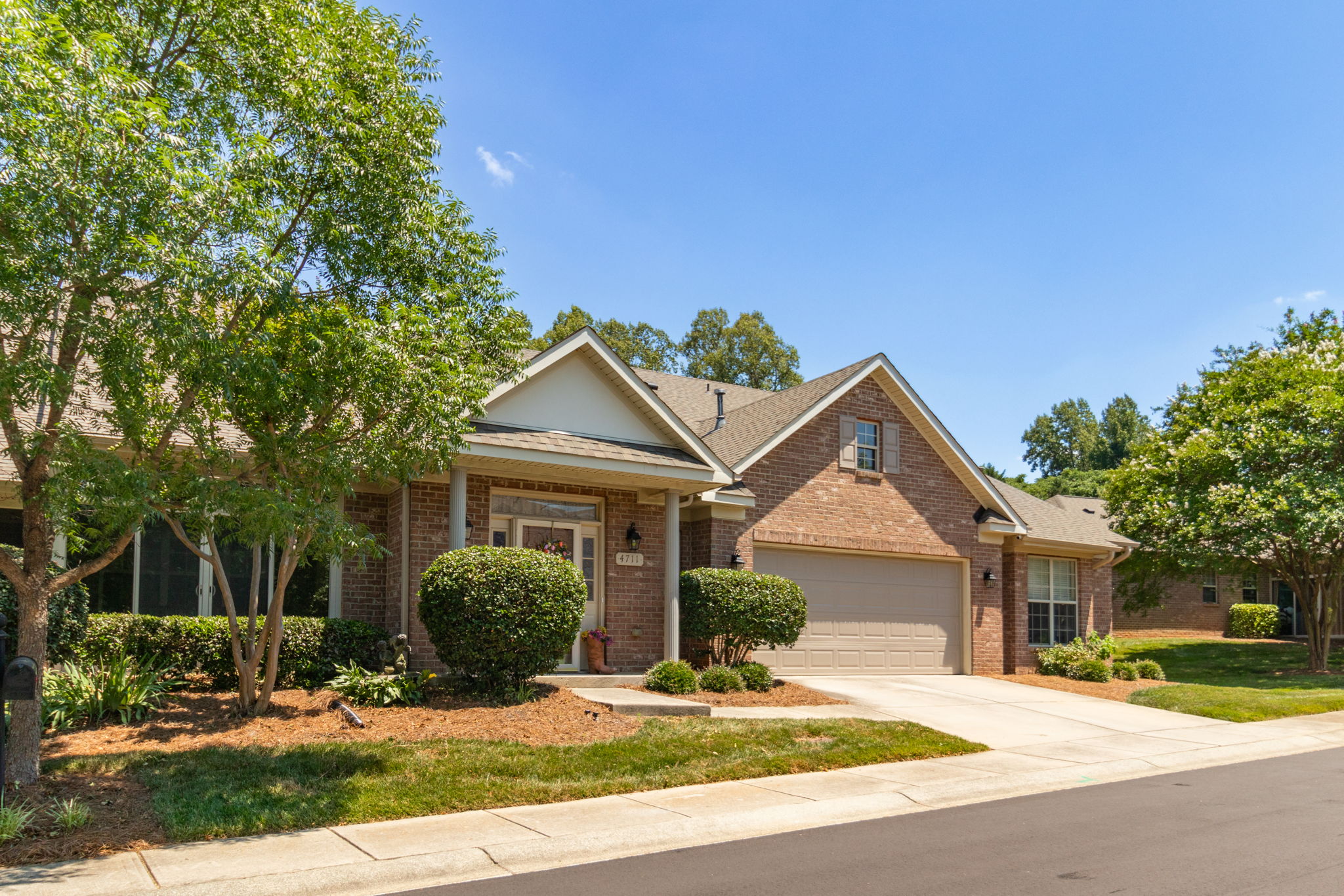 4711 Hanberry Dr-3
