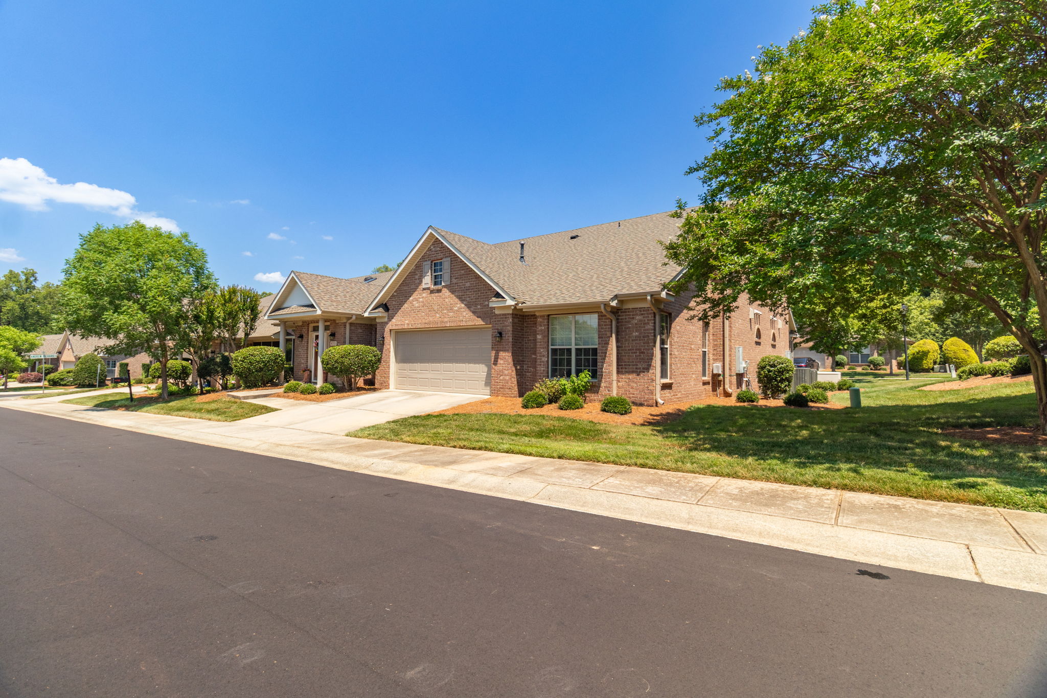 4711 Hanberry Dr-6