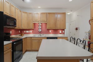 4711 Hanberry Dr-24