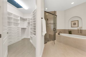 Master Closet - Shower