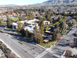  Photo 0