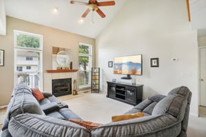 Harbour Pointe Ct-006.jpg