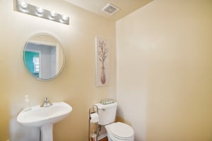 Harbour Pointe Ct-017.jpg