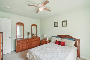 Harbour Pointe Ct-019.jpg