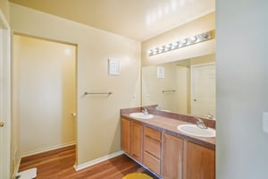 Harbour Pointe Ct-031.jpg