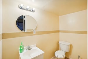 Harbour Pointe Ct-032.jpg