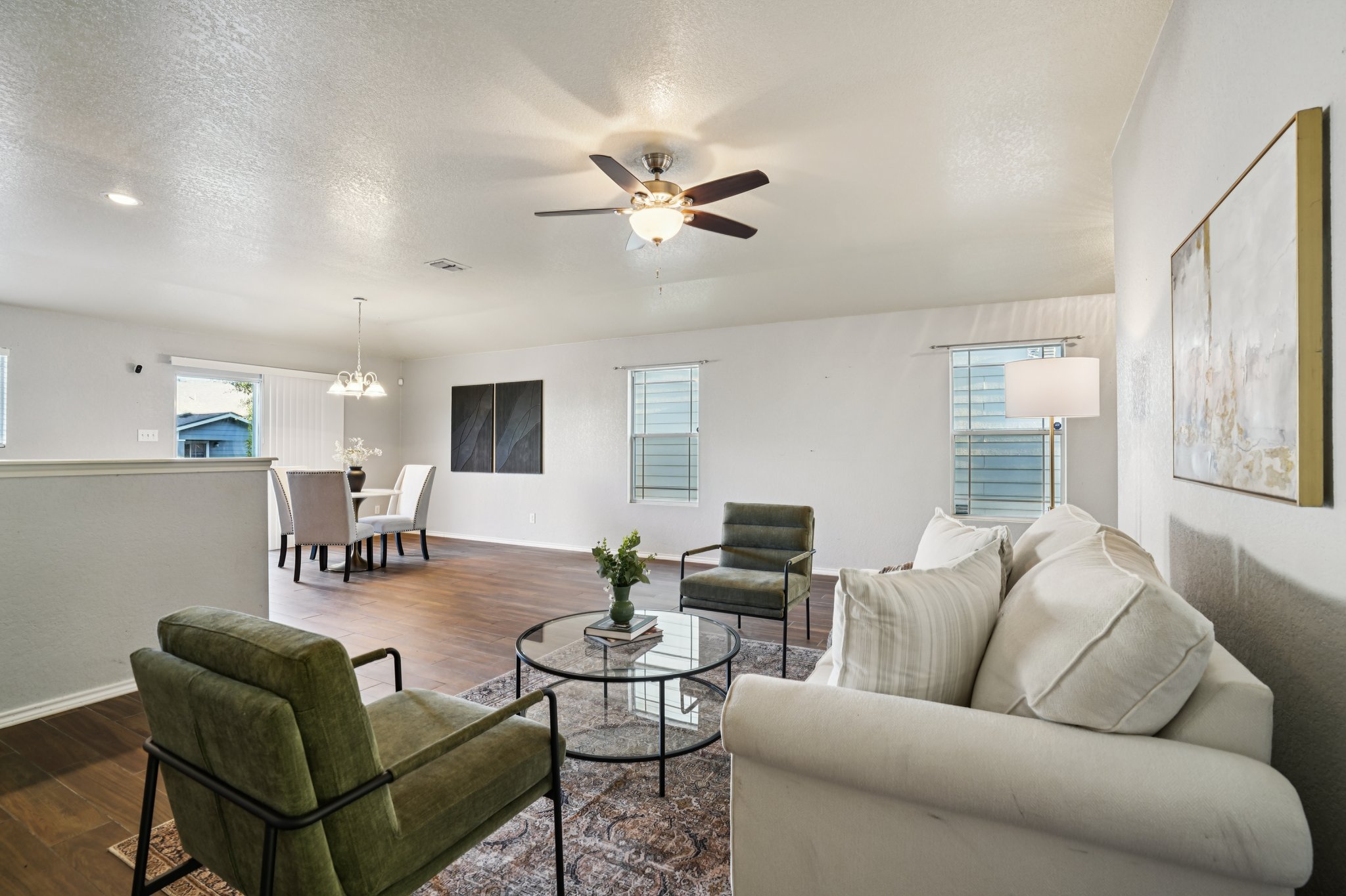 Dapple Dr-S0111-009.jpg