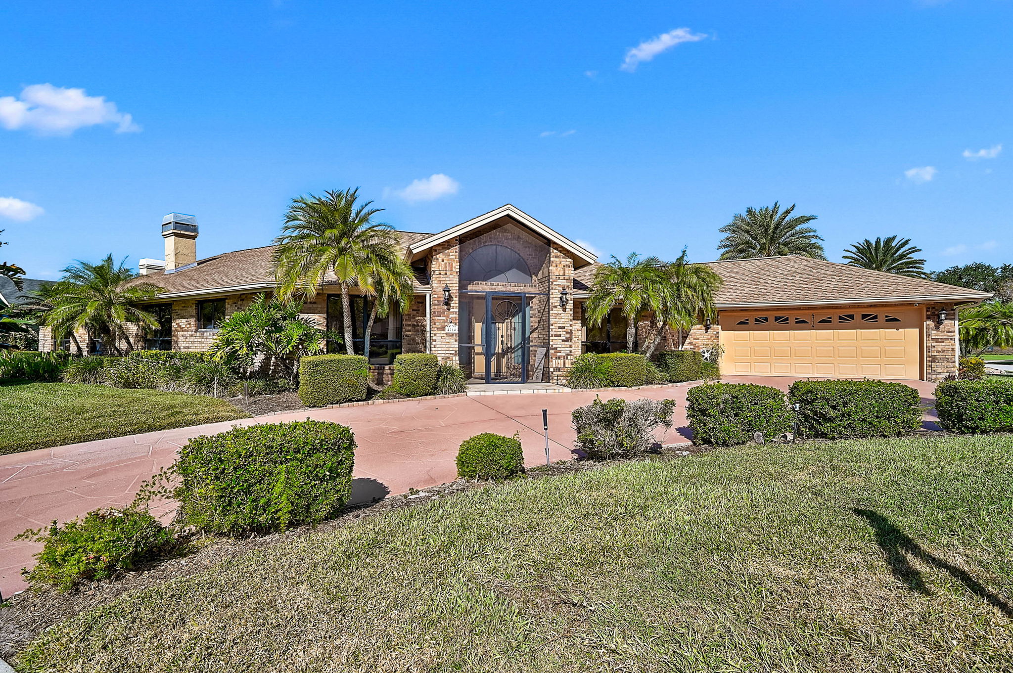4714 Long Lake Dr-4