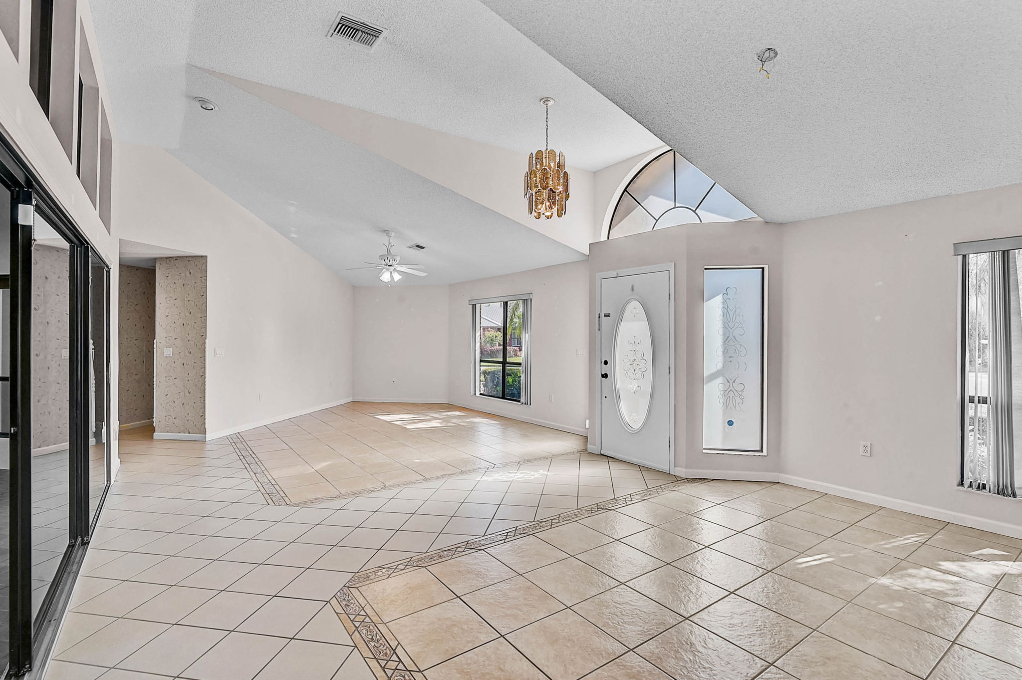 4714 Long Lake Dr-5