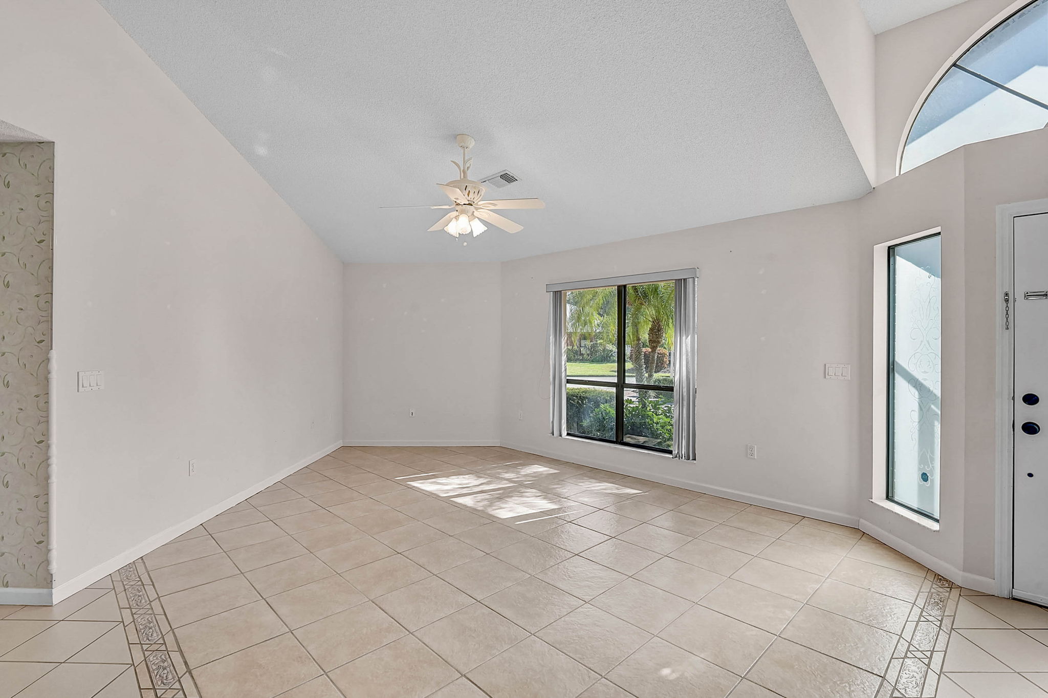 4714 Long Lake Dr-8