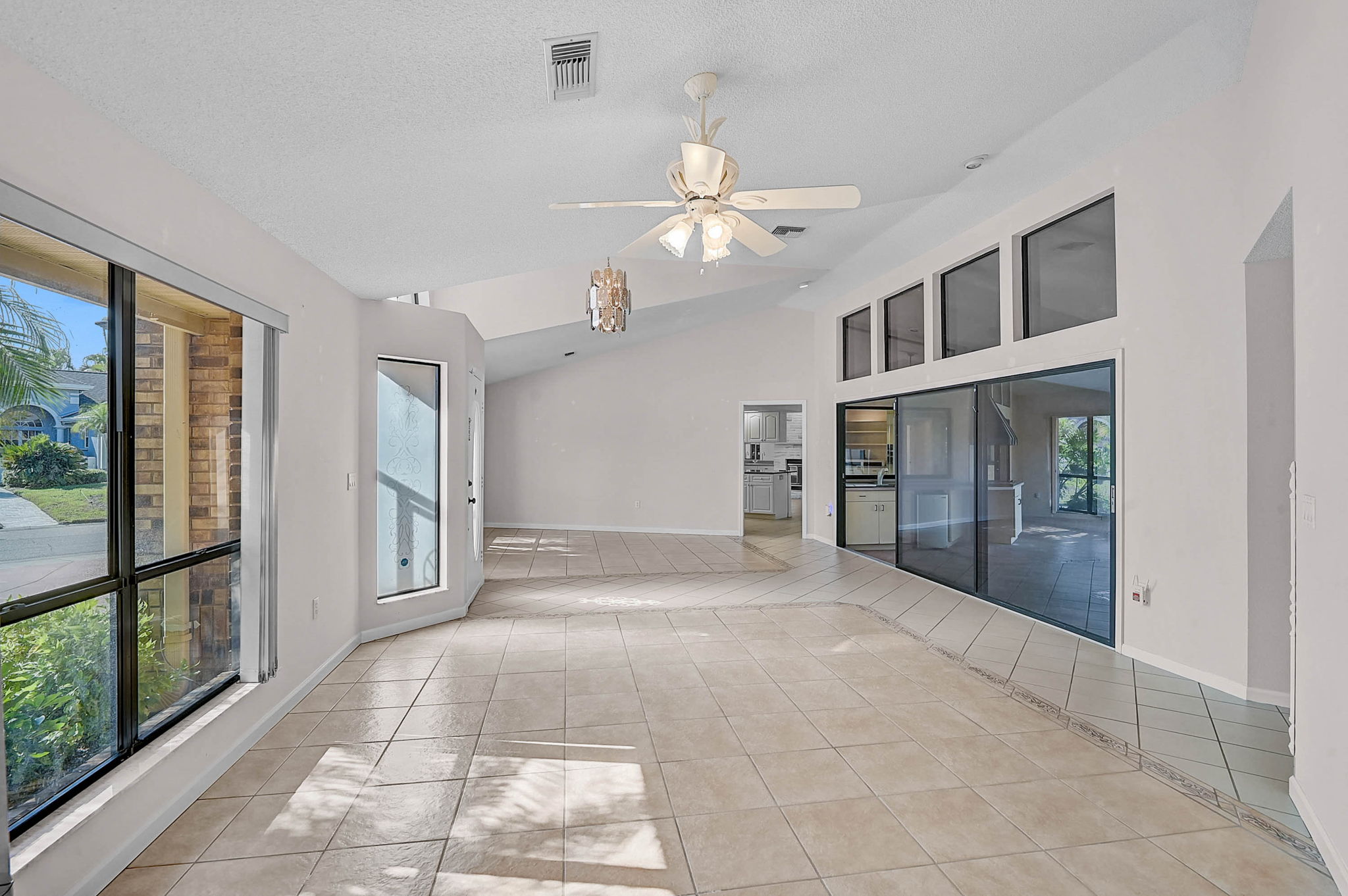 4714 Long Lake Dr-9