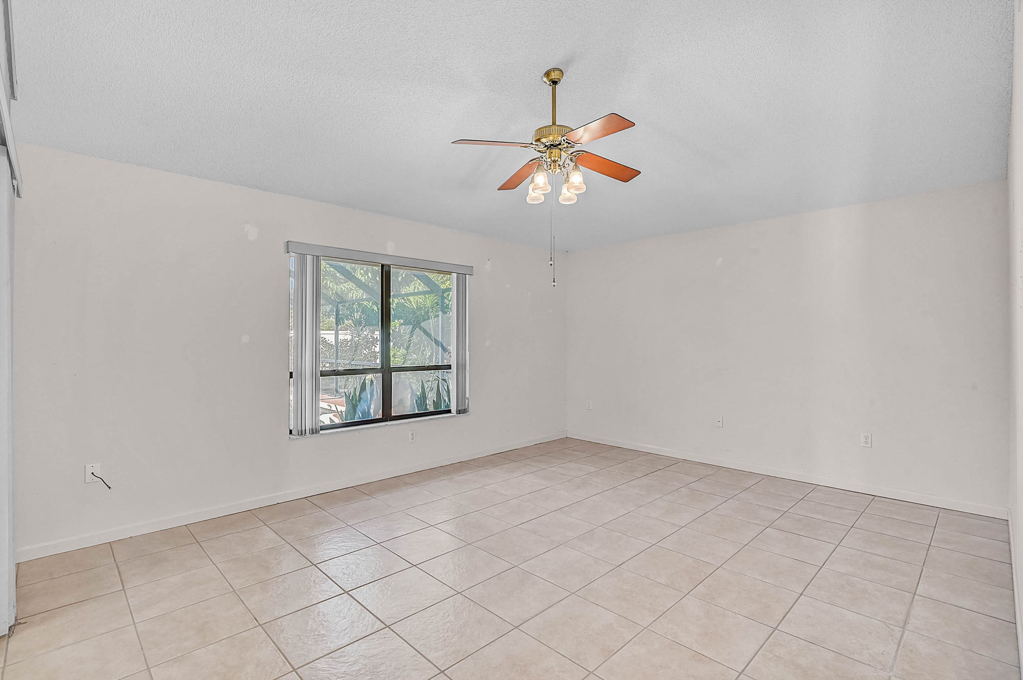 4714 Long Lake Dr-10