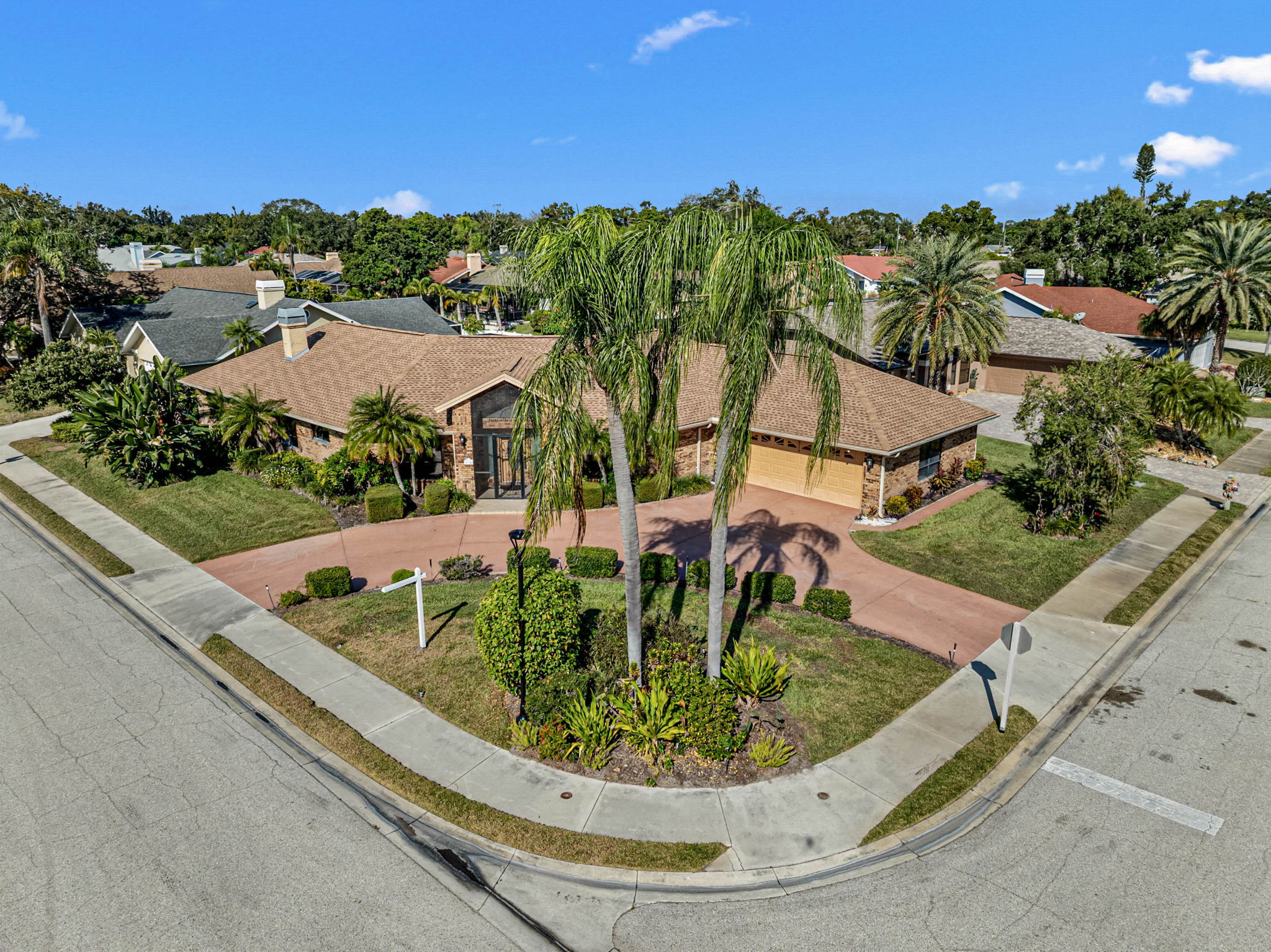 4714 Long Lake Dr-45