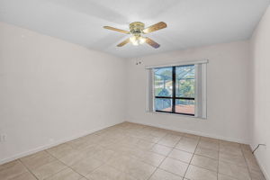 4714 Long Lake Dr-22