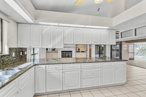 4714 Long Lake Dr-27