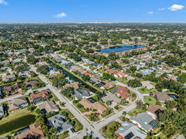 4714 Long Lake Dr-47