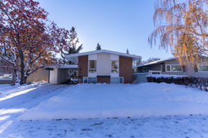 4715 Chapel Rd NW, Calgary, AB T2L 1A7, Canada Photo 10