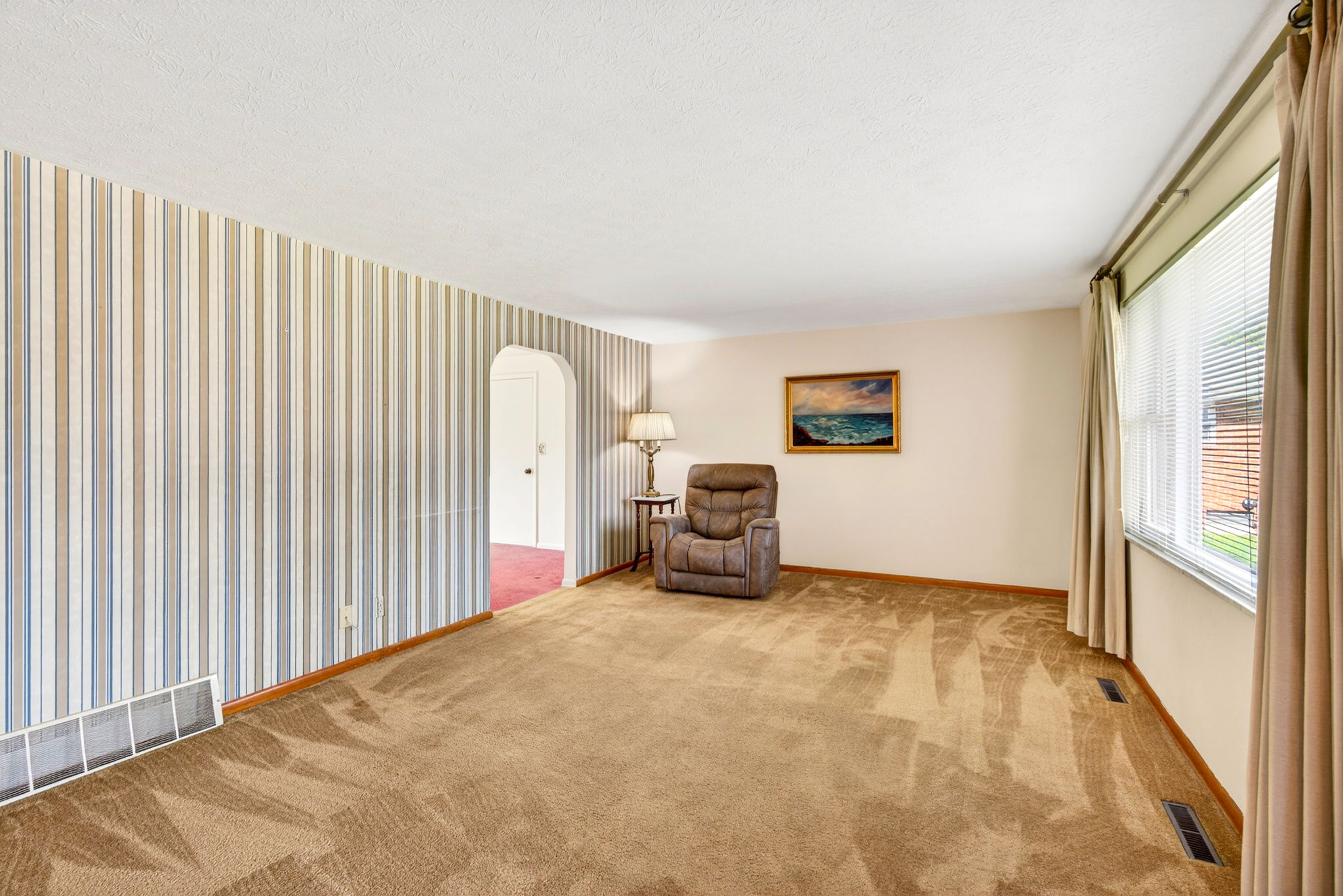 4715 Harbor Blvd 23