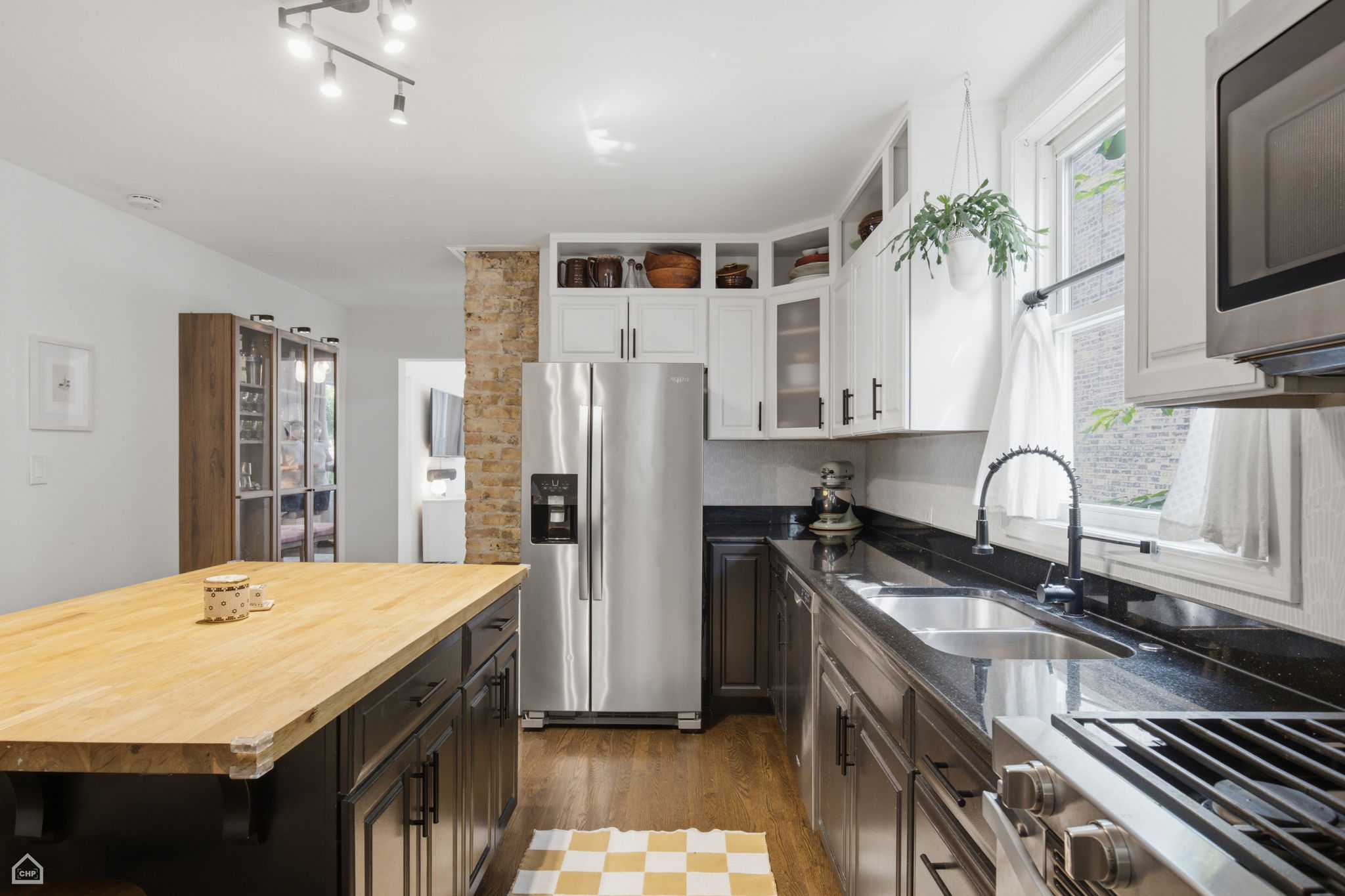 4715 W Grace St_018