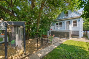 4715 W Grace St_004
