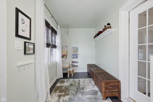 4715 W Grace St_021