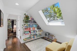 4715 W Grace St_025