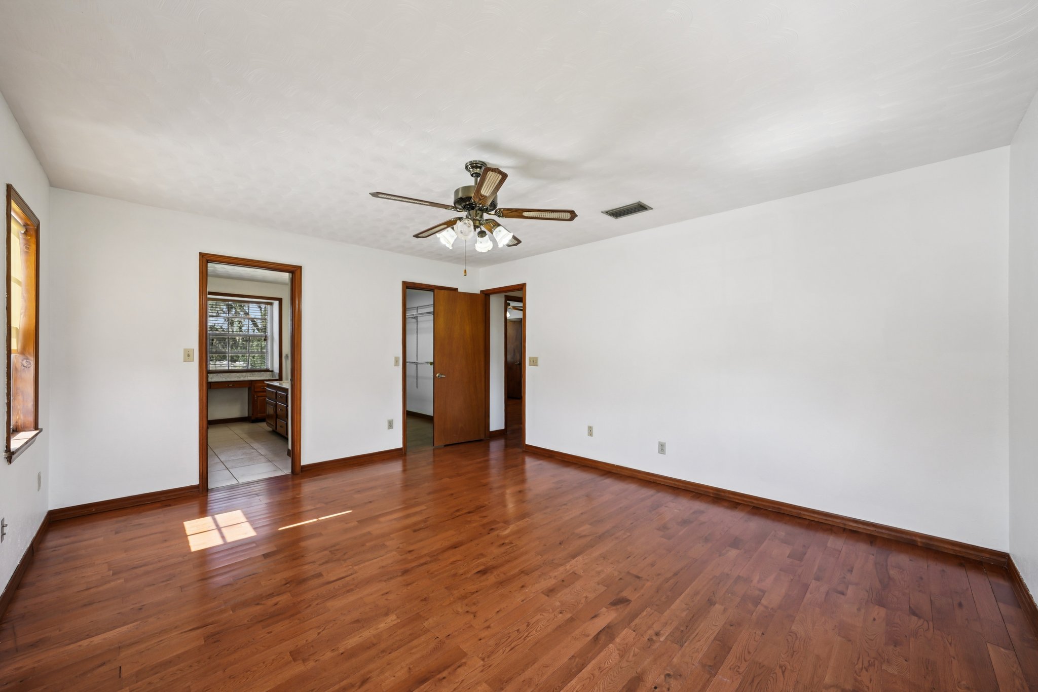 Gallagher Rd-S3110-053.jpg