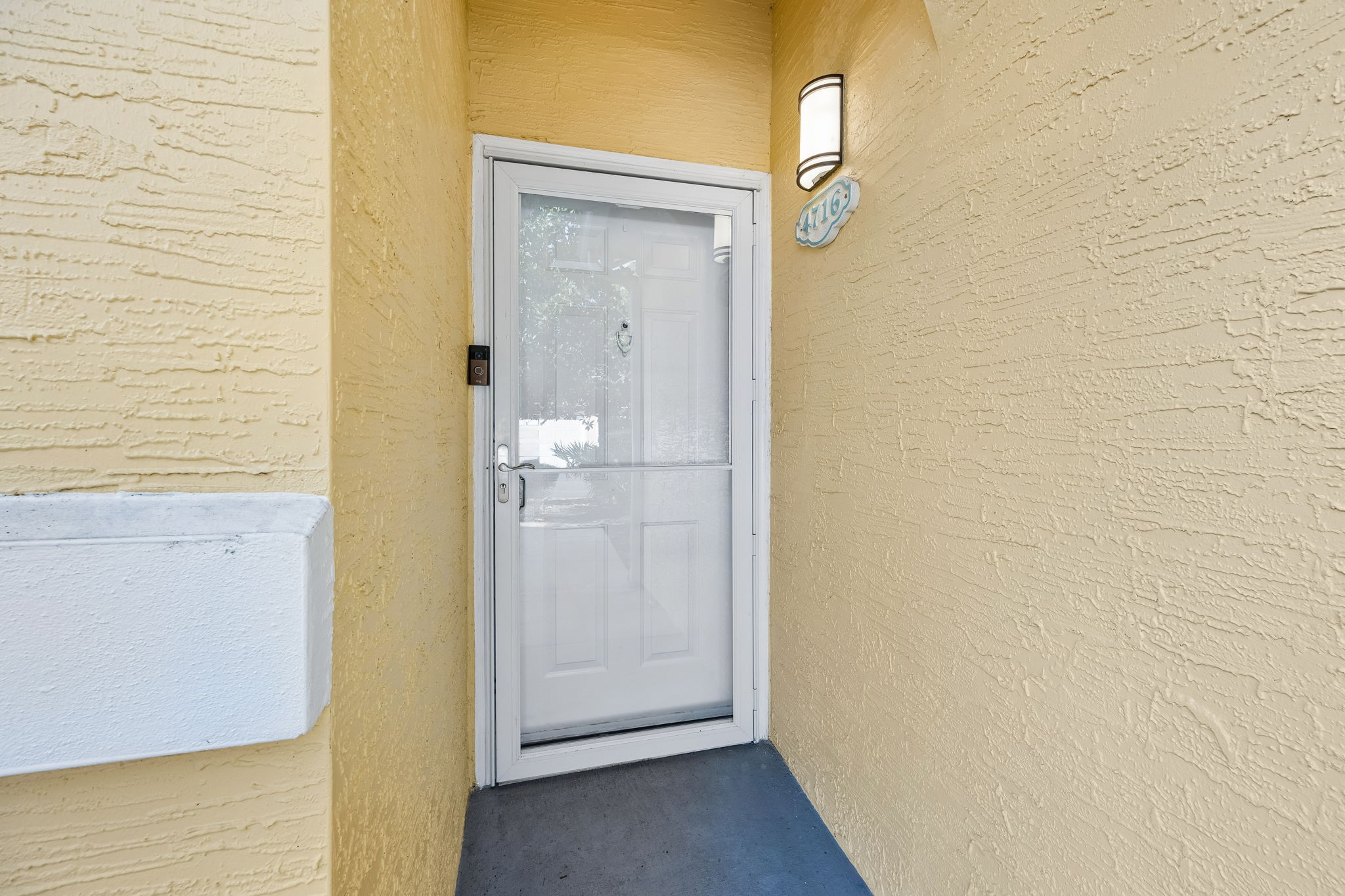 Front Entry Detail