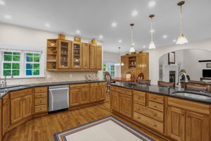 4716 Shady Greens Dr-20