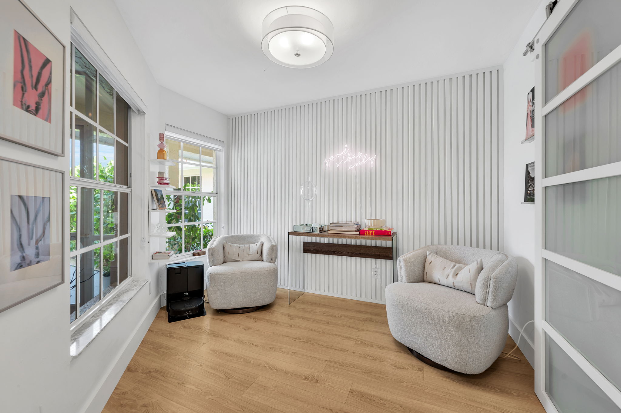 Den - Office