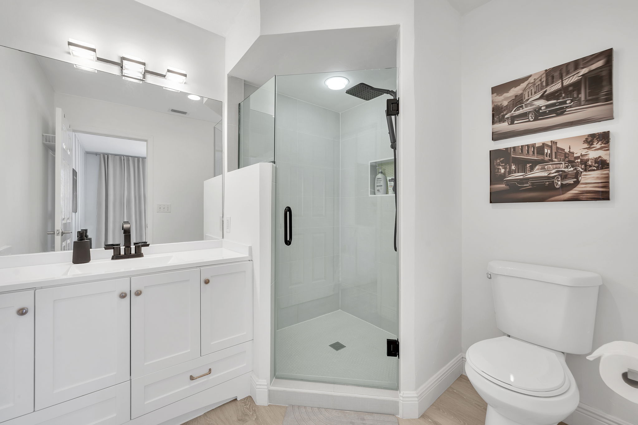 Guest Bath 2