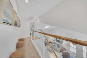 2nd Floor Landing