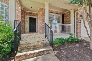 Eagle Feather Dr-S2506-006.jpg