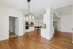 Eagle Feather Dr-S2506-018.jpg