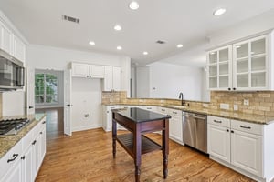 Eagle Feather Dr-S2506-021.jpg