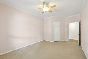 Eagle Feather Dr-S2506-025.jpg