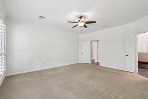 Eagle Feather Dr-S2506-033.jpg